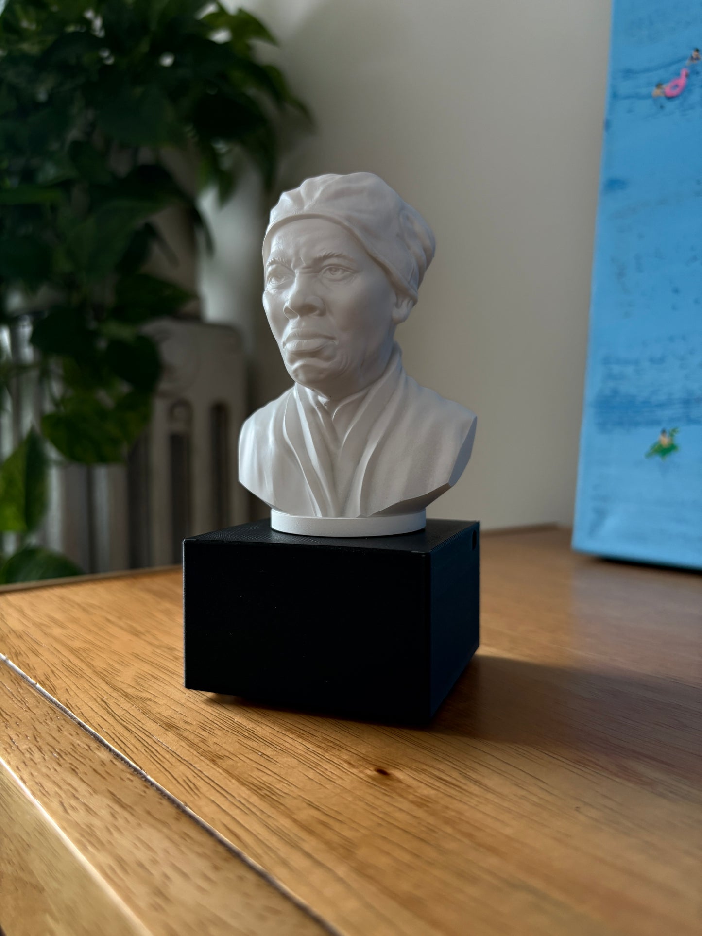 Secret Button Bust - Flic Smart Home Button